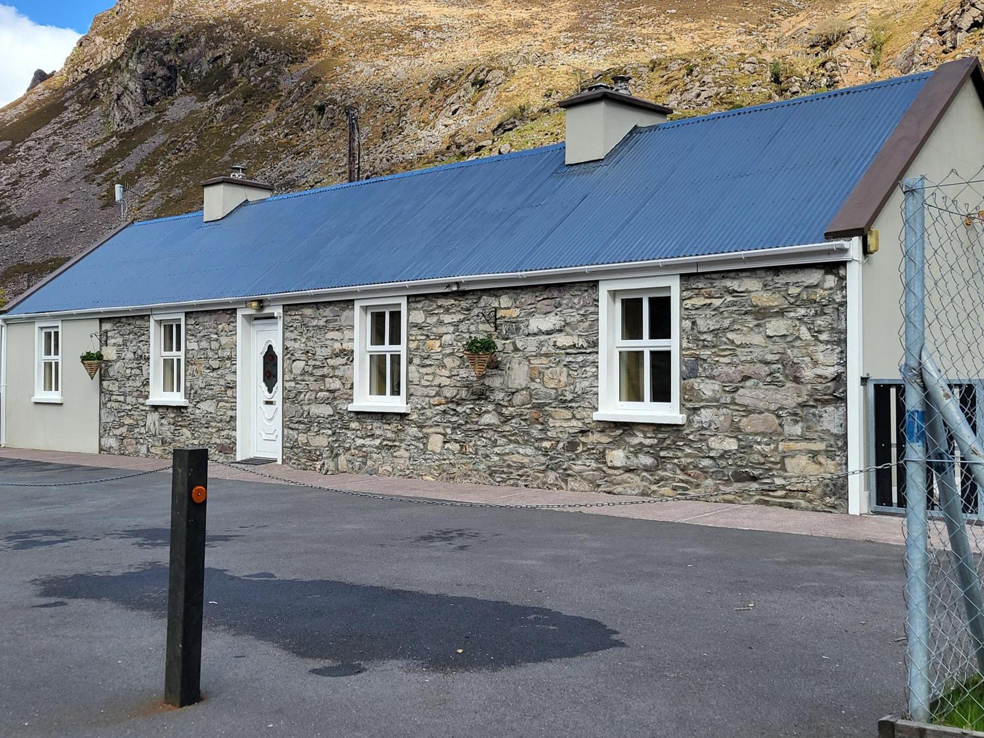 Colleen Bawn Cottage Gap Of Dunloe Kerry Laune Bridge ภายนอก รูปภาพ